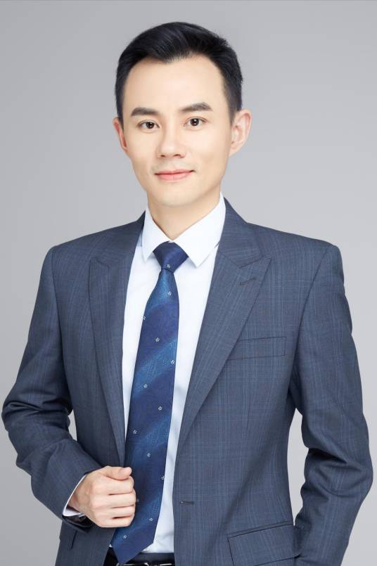 李巍（重庆理工大学教授）