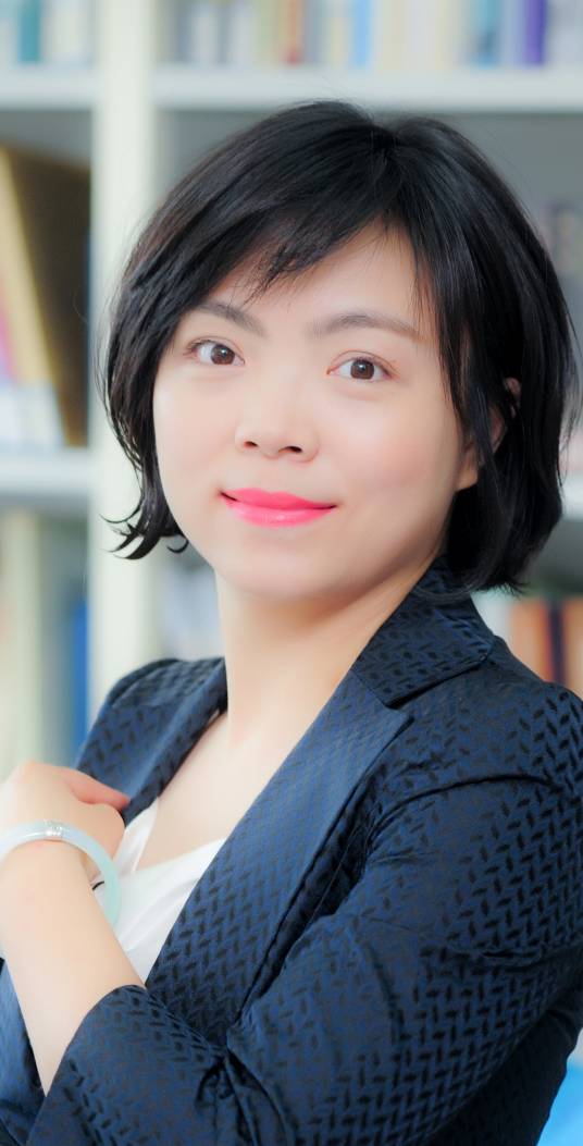 文雯（清华大学长聘副教授）