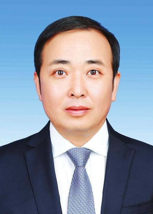 于震（陕西省咸阳市委常委、市纪委书记、市监察委员会主任）