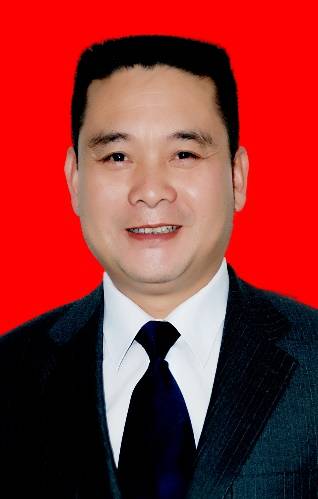曾庆国（咸丰县人民政府调研员）