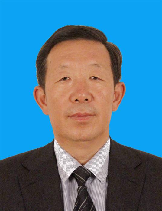 姚琳（青海省经济和信息化委员会原主任）