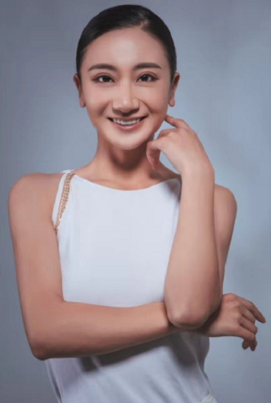 罗丽（中国内地舞台导演）