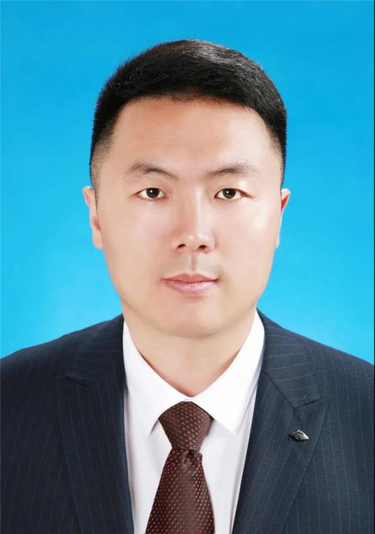 贾旭东（贵州省遵义市余庆县委副书记、县长）
