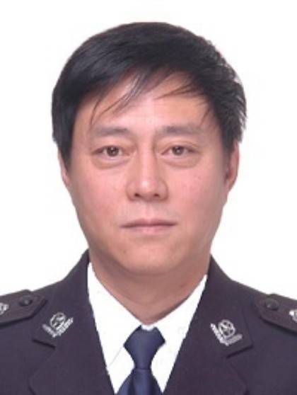 张毅（内蒙古呼和浩特市公安局党委委员、副局长）