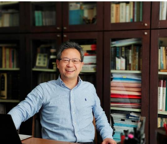 杨华（武汉大学历史学院教授）