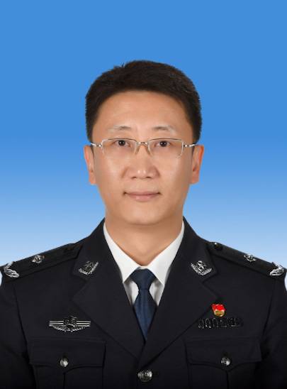 罗明（北京市应急管理局党委委员、副局长）