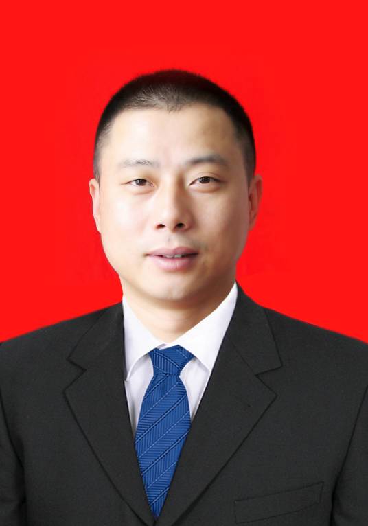 张艺凡（原清华IT新疆校区校长）