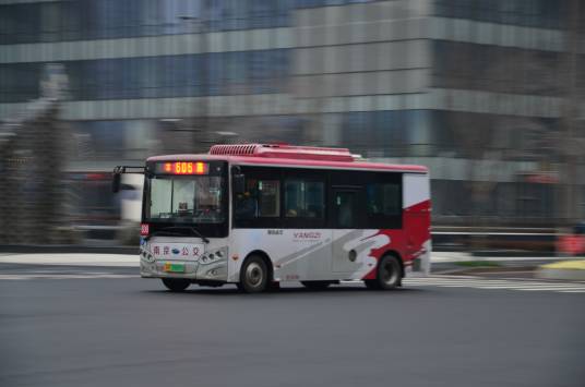 南京公交606路