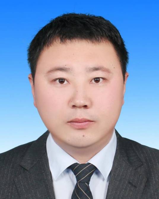 阿古拉（内蒙古自治区和林格尔县委副书记、政法委书记）