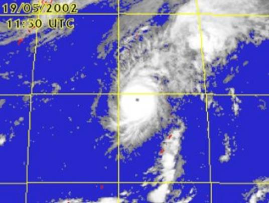 台风海贝思（2002年第3号强台风）