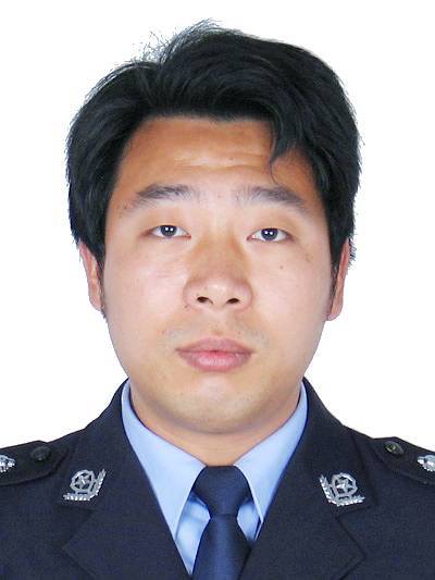 叶民（湖北省洪湖市公安局党委副书记、副局长）