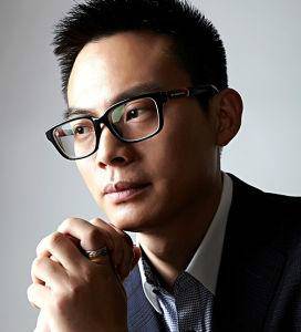 陈育新（上海韩束化妆品有限公司副总裁）