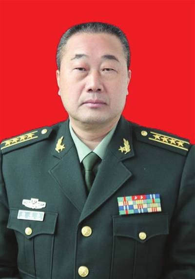 杨昌永（湖南省张家界市委原常委、张家界军分区原司令员）