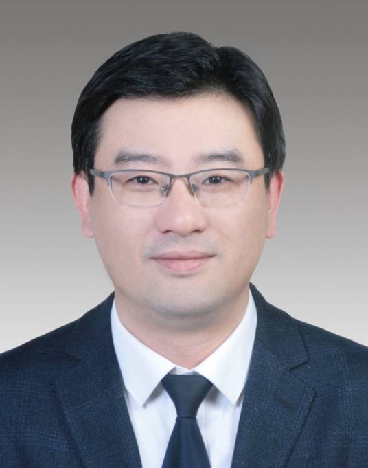 阮建华（绍兴市越城区政府党组成员、副区长）