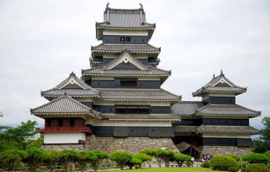 松本城