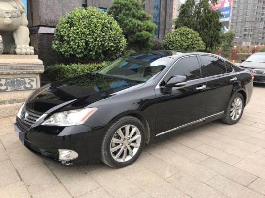 2013款雷克萨斯ES350自动尊贵版