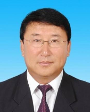 巴根（巴彦淖尔市委办公室副秘书长）