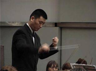 刘新（重庆管乐学会会长）
