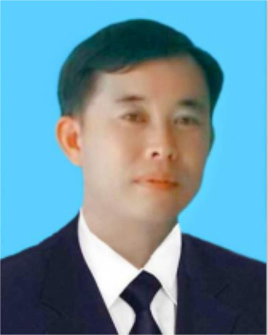 赵华山（安徽省淮北市濉溪县纪委驻财政局党组成员、纪检组长）