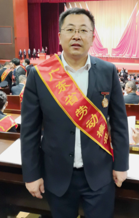 石连君（中建四局第五建筑工程有限公司党委书记）