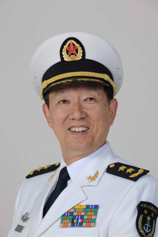 徐建中（海军原副政委、海军中将）